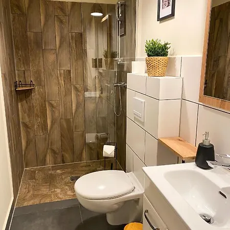 41 Apartment